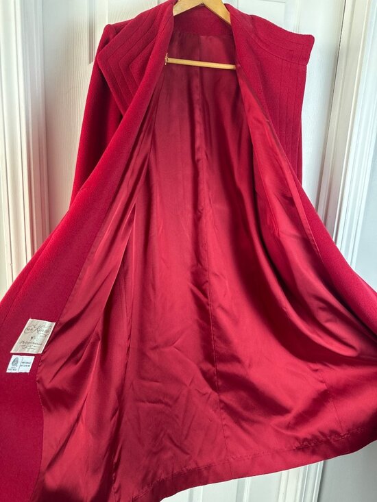 Vintage M.G. Kinsler The Great American Coat Red Wool Belted Long Women's Small - Picture 9 of 11